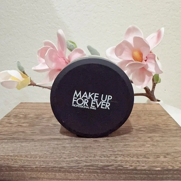 Make Up Foreve HD SKIN SETTING POWDER Shine-Controlling & Blurring 0.4 Banana