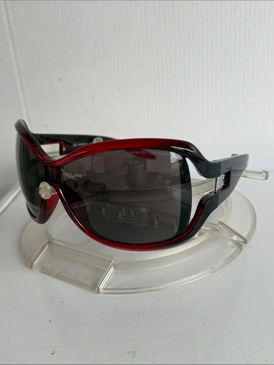 NEW ARMANI EXCHANGE AX100/S Red Black Ombré Sunglasses NEW WITHOUT TAGS