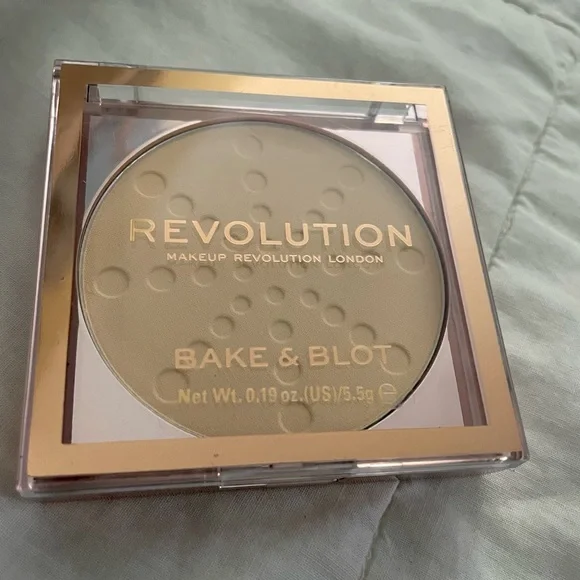 Revolution Bake & Blot