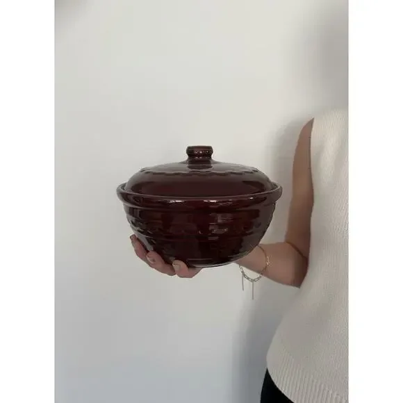 Mar-Crest 1950’s Oven-Proof Stoneware Covered Bean Pot Brown