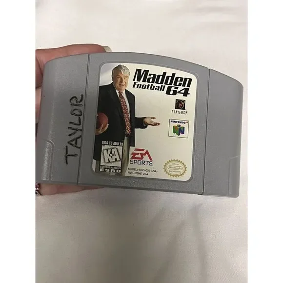 Madden Football 64 (Nintendo 64, 1997) N64 Video Game Combine Shipping‎ CUKa0