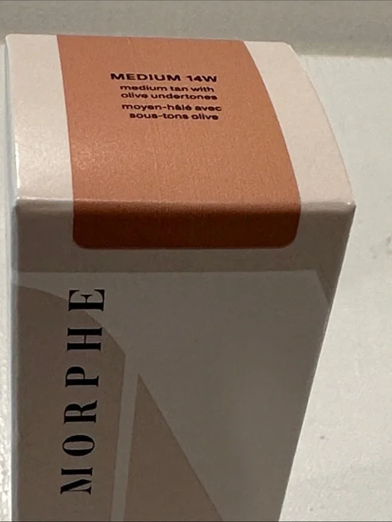 Morphe Lightform Extended Hydration Foundation Medium w/Tan Olive Undertones.
