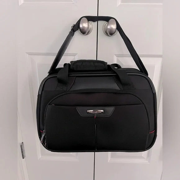 Samsonite Briefcase Laptop bag Classic Black Business Like new 11x16.5x8