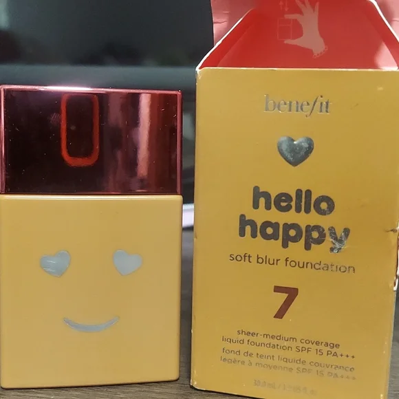 🌙💋Benefit Hello Happy Shade 7 Foundation