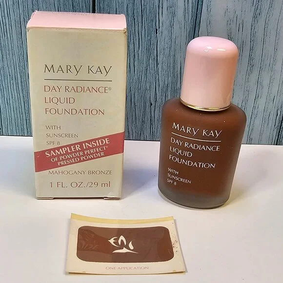 Mary Kay Day Radiance Liquid Foundation Mahogany‎ Bronze #5761 - NIB Old Stock