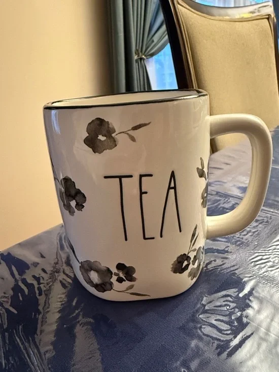 NWOT RAE DUNN Black Gray White Floral Tea Mug