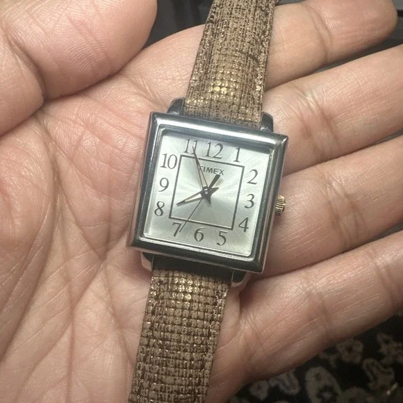 Working‎ Timex Square Womens Watch Silver Tone 28mm Fancy Leather Band MINT Cond