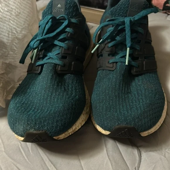 Adidas ultra boost men’s size 12 preowned