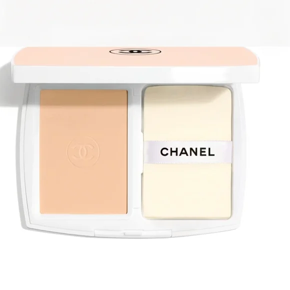 NEW~ CHANEL LE BLANC COMPACT Brightening Compact Foundation SPF 25 ~ B20