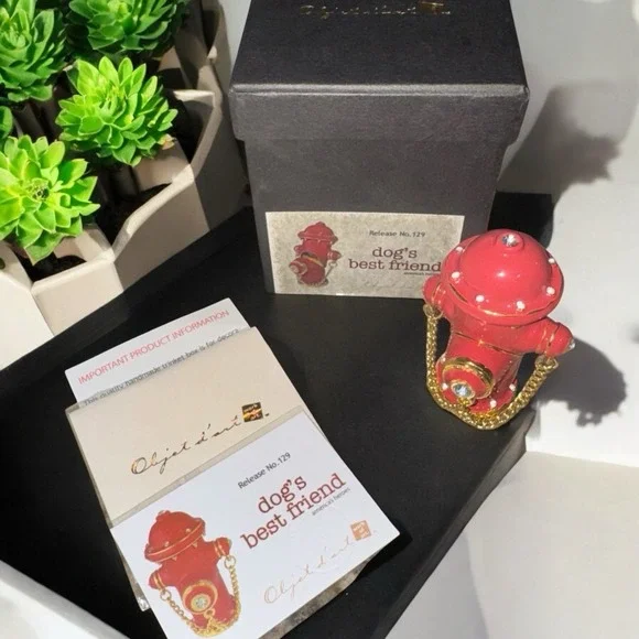 Objet D'Art #129 DOGS BEST‎ FRIEND Fire Hydrant Blinged Hinged Trinket Box