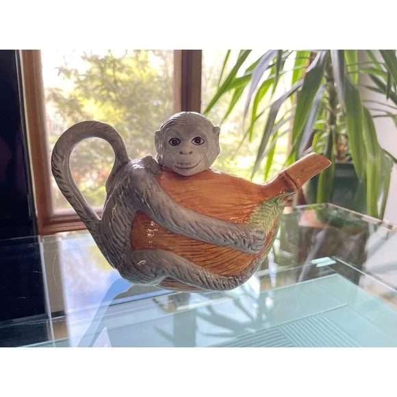 MONKEY TEAPOT MADE‎ IN ITALY - Great condition