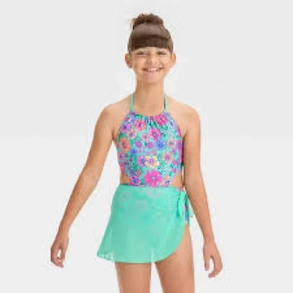 NWT Cat & Jack Girl’s Gingham Floral Cut Out Swimsuit‎ Set - Size: M (8) PLUS