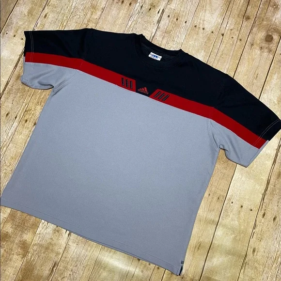 Adidas‎