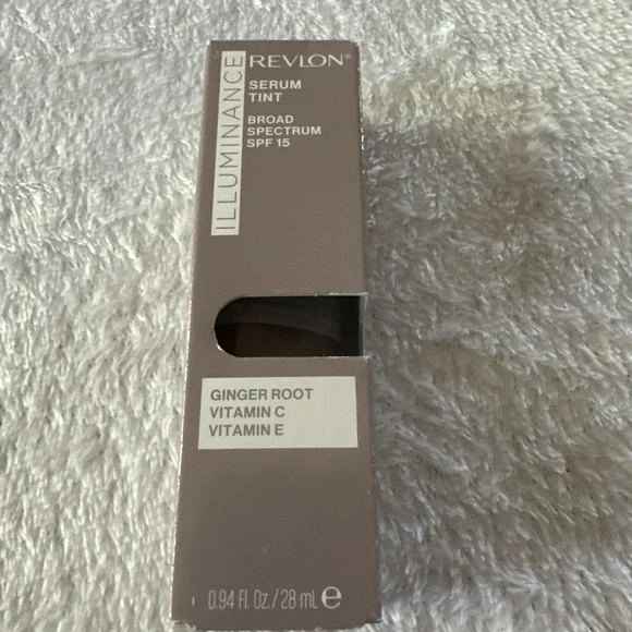 Revlon Illuminance Serum Tint #601‎ Soft Nutmeg Broad Spectrum SPF 15 Exp 8/25