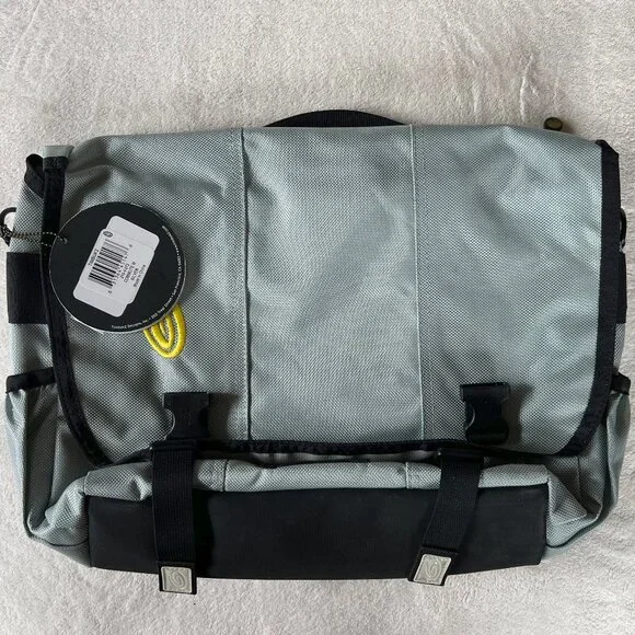 NWT Timbuk2 Commute Laptop Bag medium in silver