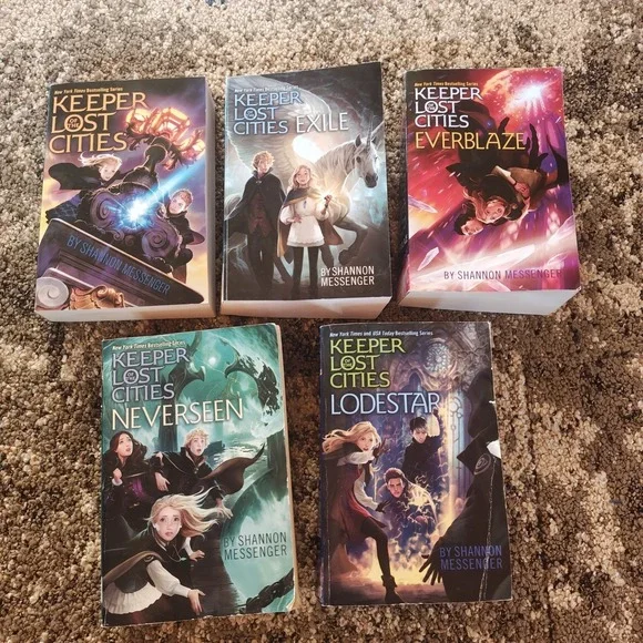 Keeper of the Lost Cities Collection Books 1-5 9781442445949 Used Good‎