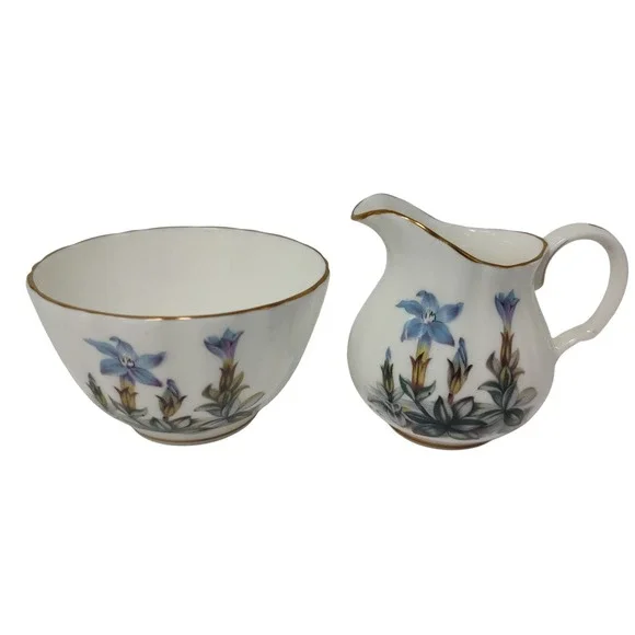 Royal Worcester China Cream Sugar‎ Set Ribbed Floral England 1970s Two Pieces