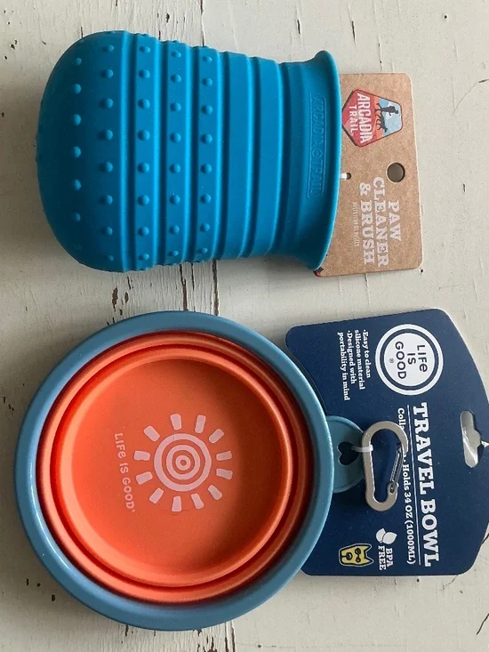 NWT Life is Good Travel Bowl & Arcadia Trail Paw Cleaner & Brush