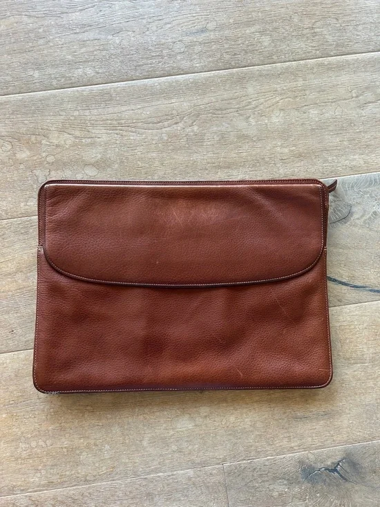 Men's Brown Leather Sleeve - Elegant Pebbled Finish