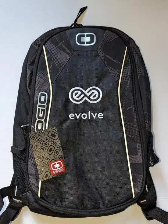 Ogio Backpack NWT Embroidered evolve Black