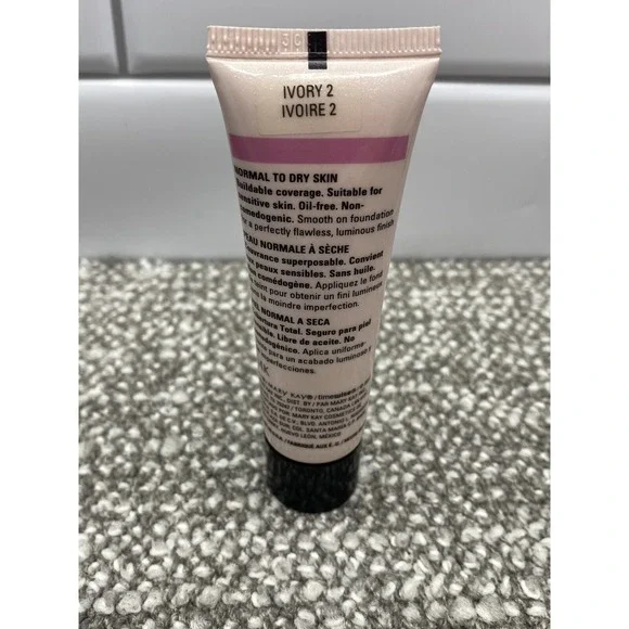 Mary Kay Timewise Foundation Luminous Wear‎ NEW W/O Box Normal to Dry Ivory 2