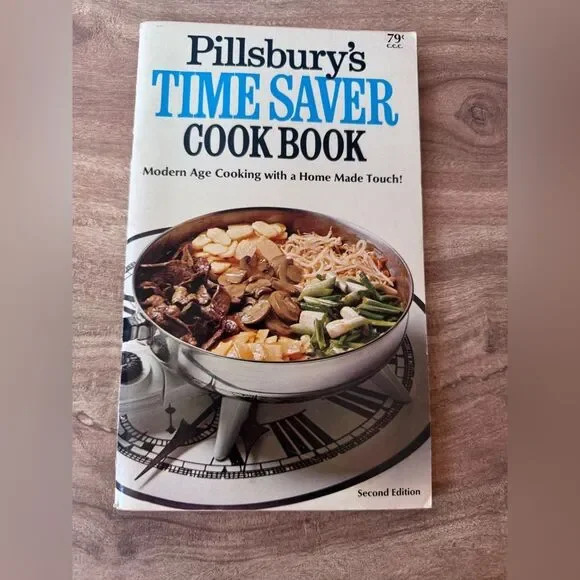 Vintage Cookbook Pillsbury Time Saver Cook Book 121 Recipes 1967 2nd Edition