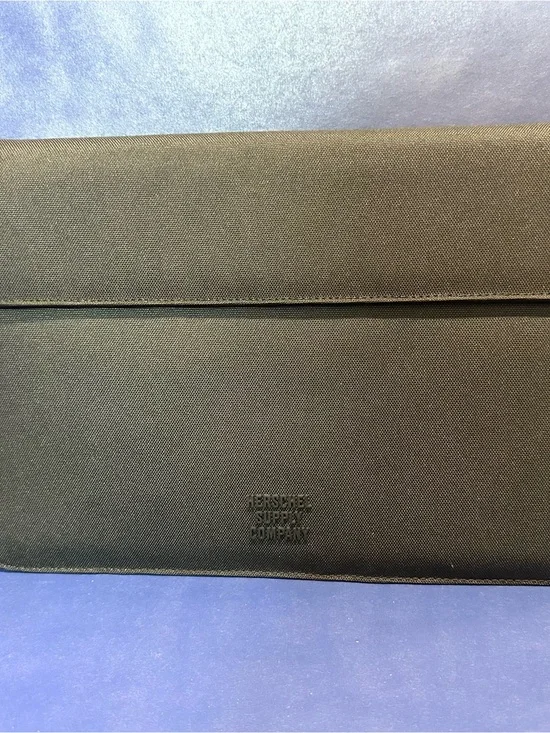 Herschel Black Spokane iPad / Laptop Sleeve NWOT