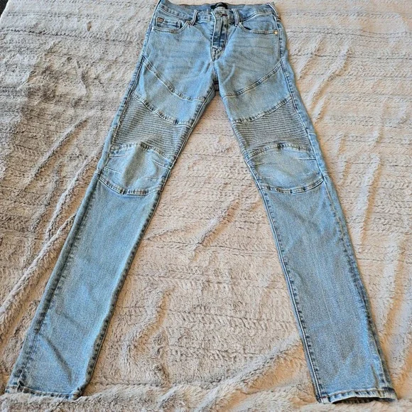 True Religion Rocco Relaxed Skinny Moto Jeans Light Wash Blue Mens 28x32