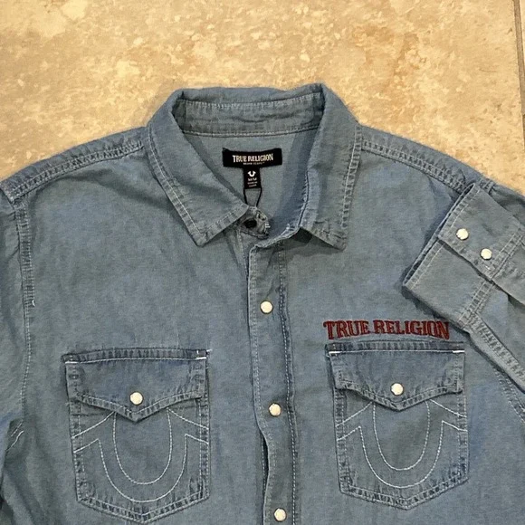 True Religion HS Chambray Long Sleeve Shirt Men M Blue Light Blissful Pearl Snap