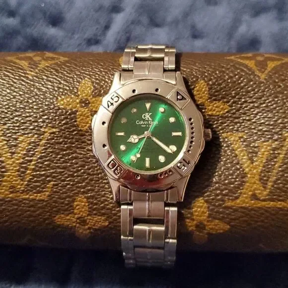 Vintage Calvin Klein 1500 Professional‎ Green Face Stainless Band 200 Meters