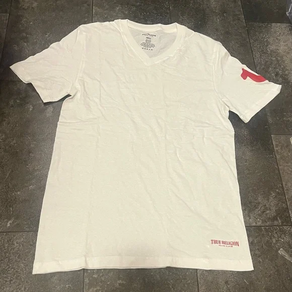 Sara* New! True Religion White V-neck T-Shirt with Red Metallic Horseshoe