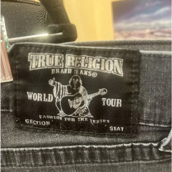 True Religion “Slim” jeans size 40 in GUC