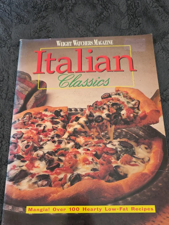Weight Watchers Magazine Italian Classics Cookbook - Vintage 1996