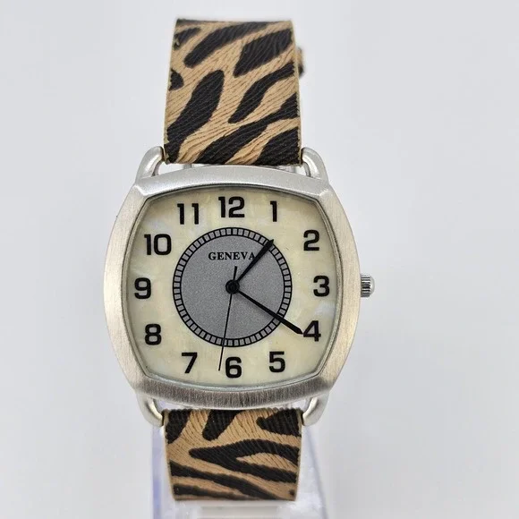 Women's Analog Watch 37MM Cream Dial Animal Print Faux Leather Bands NEW Battery