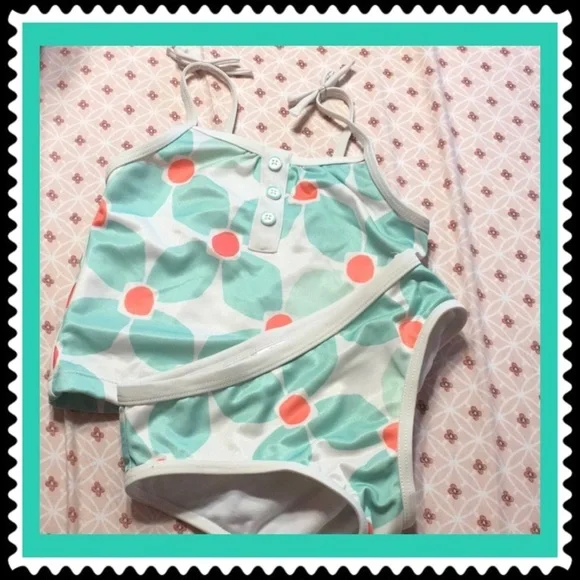 🦁Gymboree girls two piece swimsuit size 5 GUC