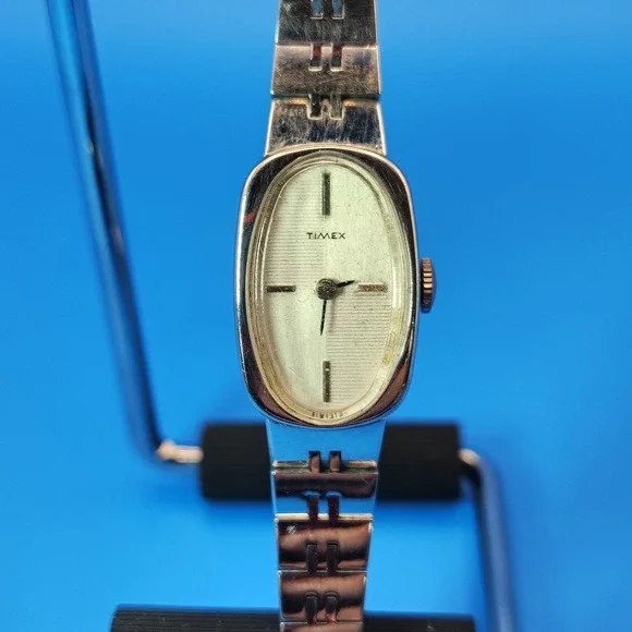 Vintage 1961 Timex 24mm Oval‎ Women's Mechanical Wind Watch Fully Restored Runs
