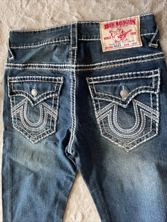 True Religion Indigo Denim Jeans with Contrast Stitching super Ricky T size 31