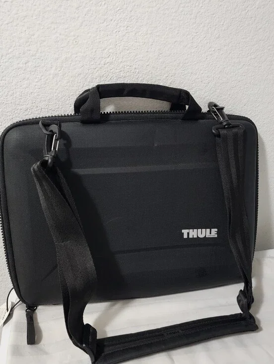 Thule Black Hard-Shell Laptop Briefcase with Detachable Shoulder Strap