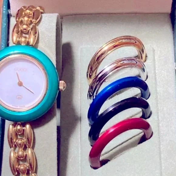 RARE Gucci Luxury Watch with different color bezels
