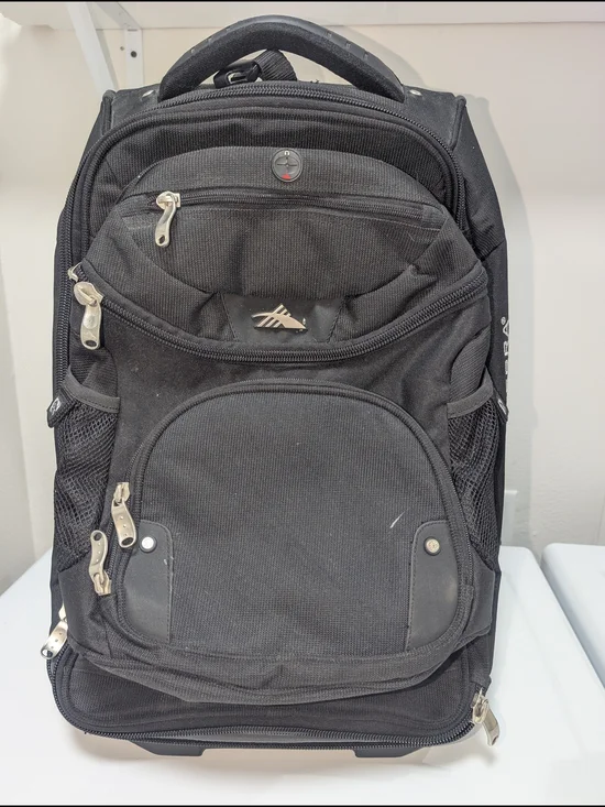 High Sierra Rolling Carryon Detachable Backpack