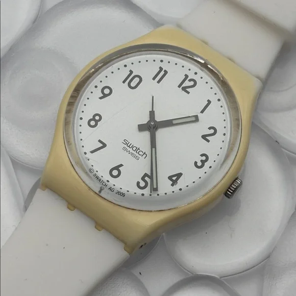 Swatch Watch - GW151 - JUST WHITE