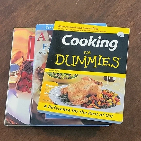 COUNTRY LIVING PICNICS/AMERICA FAVORITES/COOKING FOR DUMMIES