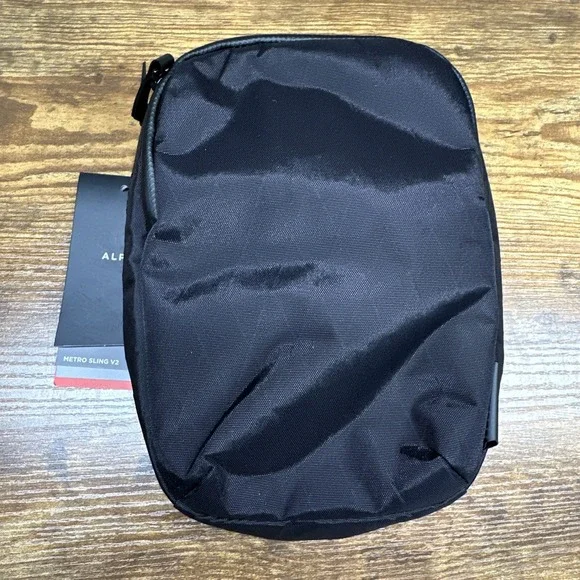NEW Alpaka Metro Sling V2 Black X-Pac‎ VX42 Business Travel Crossbody