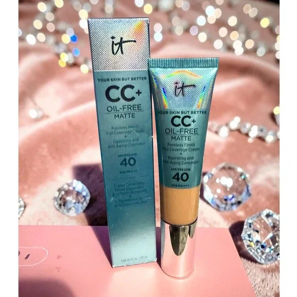 IT Cosmetics - Your Skin But Better CC+ - Shade 