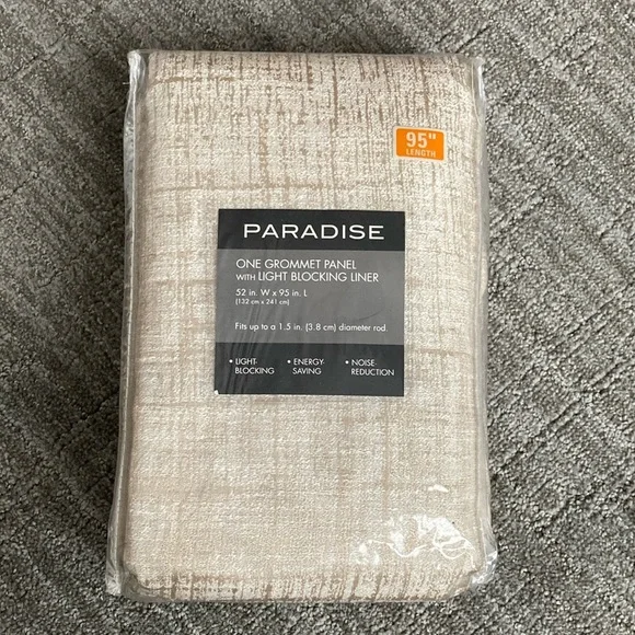 Paradise Grommet Panel w/ Light Blocking Liner