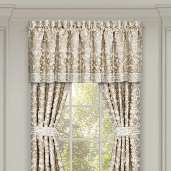 J. Queen New York Amaretto Window Straight Valance Sz 88x22