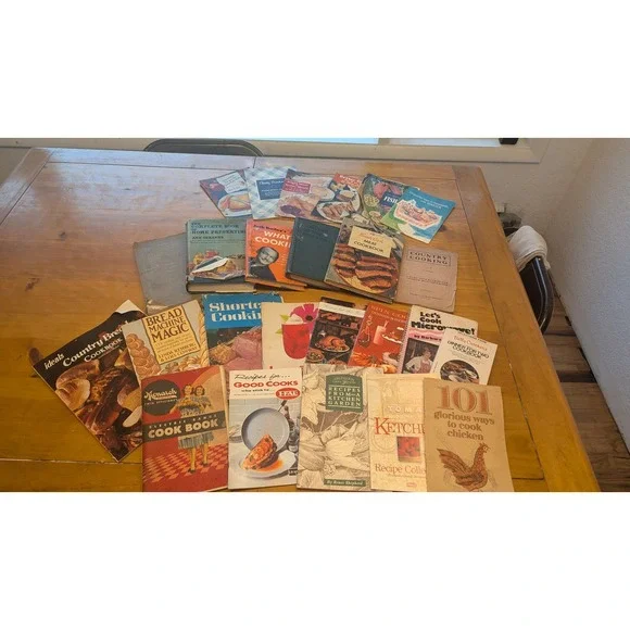 Vintage Cookbook Collection Lot 20+‎ Recipes Baking Cooking Home Canning