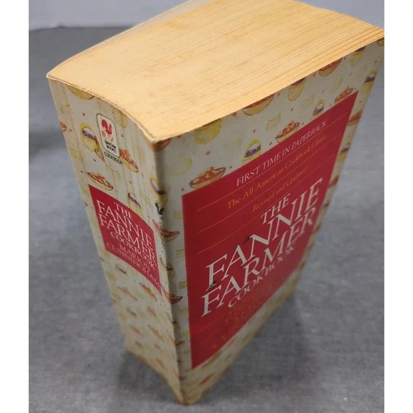 VTG 1994 The Fannie Farmer Cookbook by Marion Cunningham Revised & Updated‎ PB