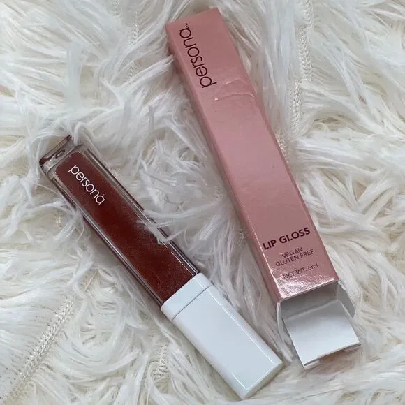 Brand new persona lip gloss in toffe