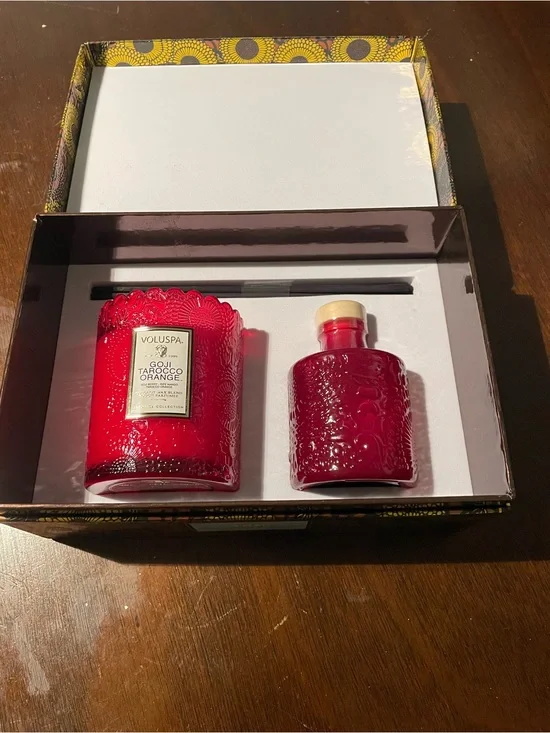 Voluspa Candle and Diffuser Gift Set